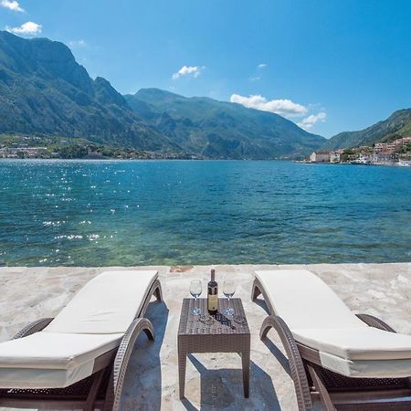 Seafront Apartment Kotor Luaran gambar