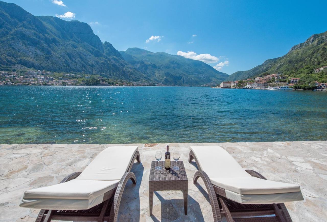 Seafront Apartment Kotor Luaran gambar